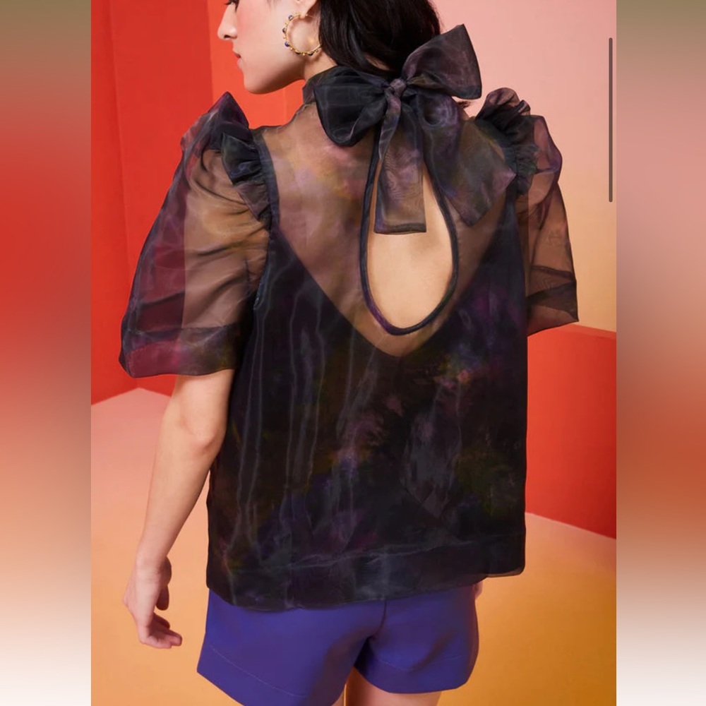 Marie Oliver Perry Top
